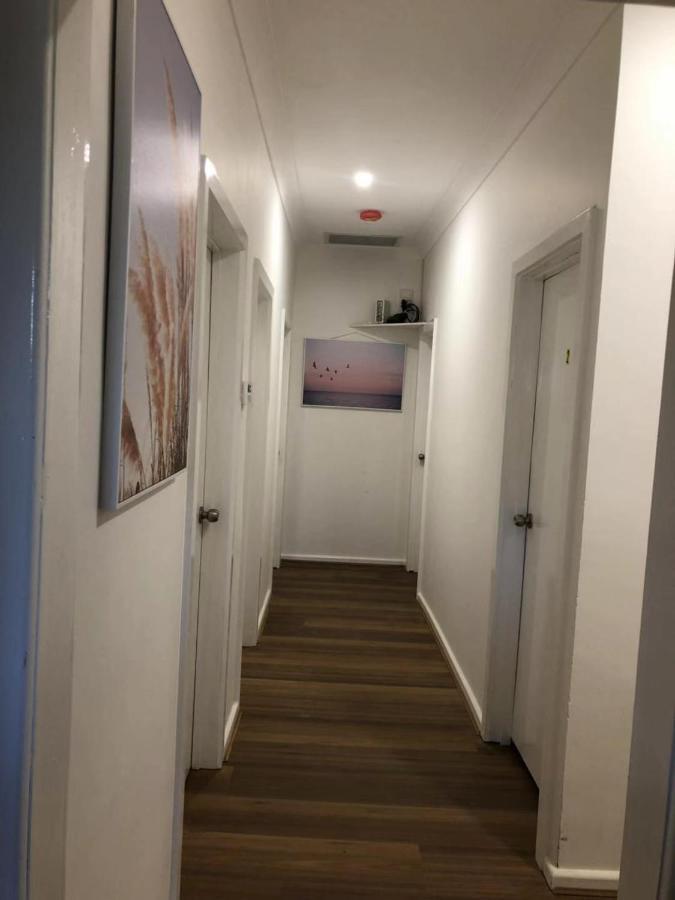 Melbourne Short Stay- Burwood Deakin Uni墨尔本民宿-迪肯大学burwood Eksteriør billede